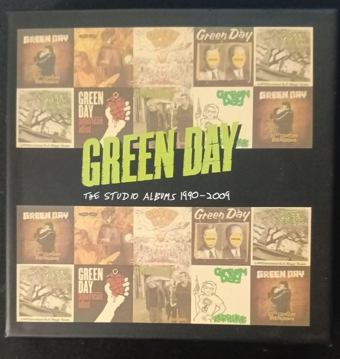 фото The Studio Albums 1990–2009